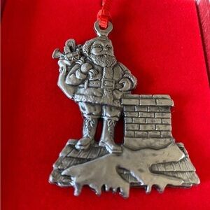 WALLACE SILVERSMITHS Vintage Pewter Ornament Santa In Chimney W/box